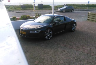 Audi R8 2013