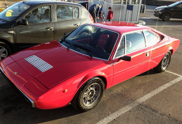 Ferrari Dino 208 GT4