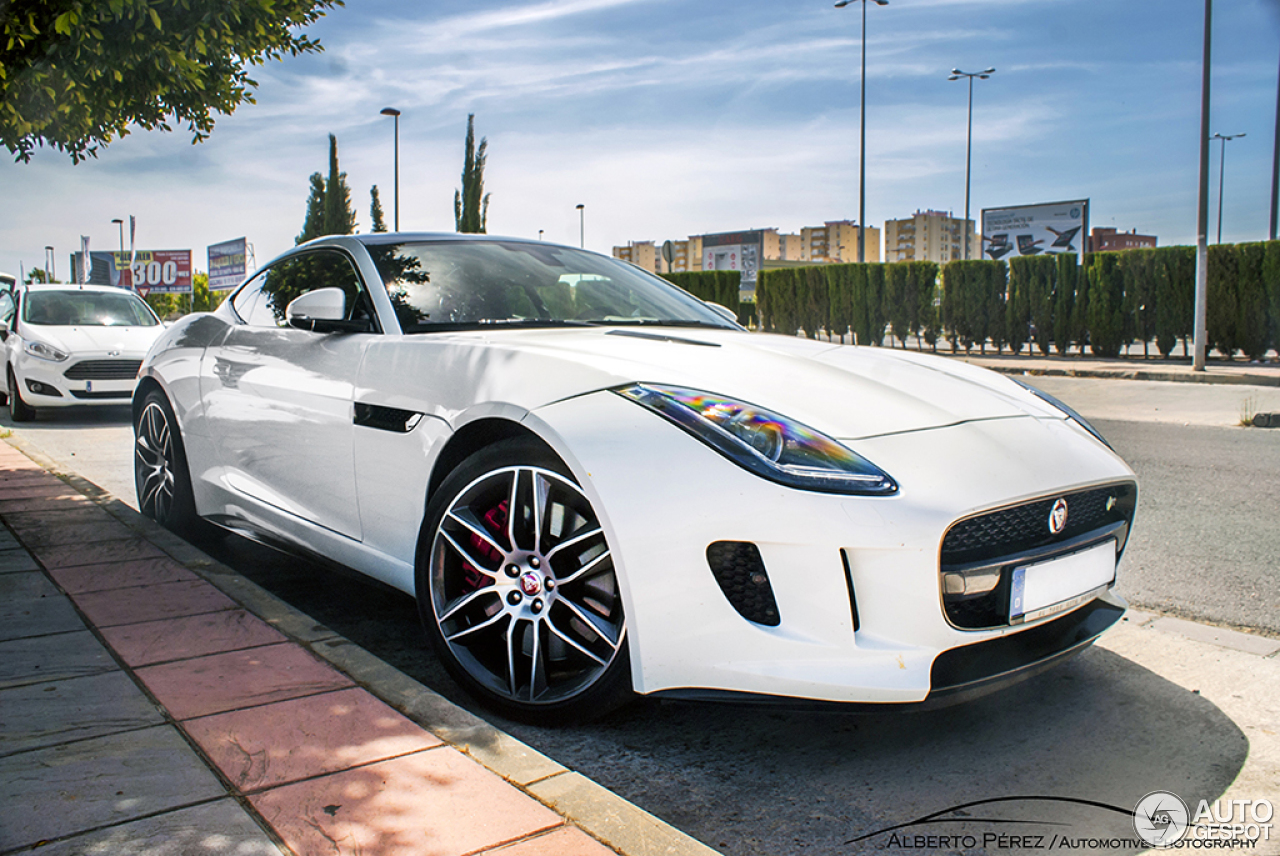 Jaguar F-TYPE R Coupé