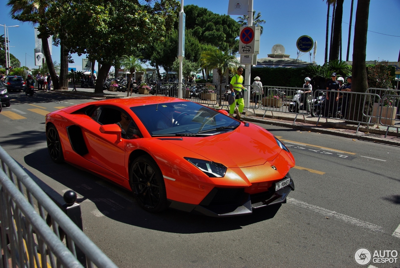 Lamborghini Aventador LP700-4