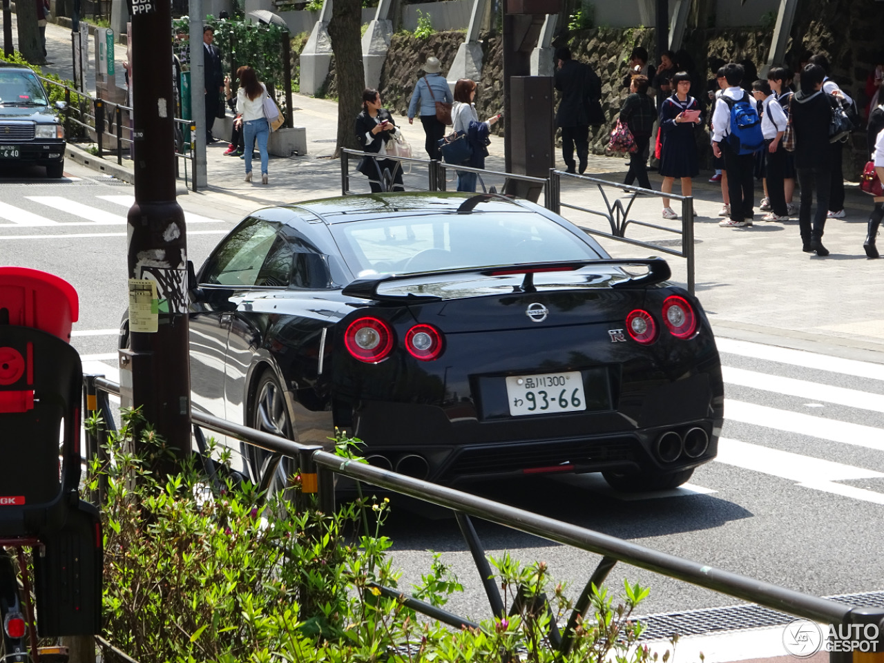 Nissan GT-R 2015