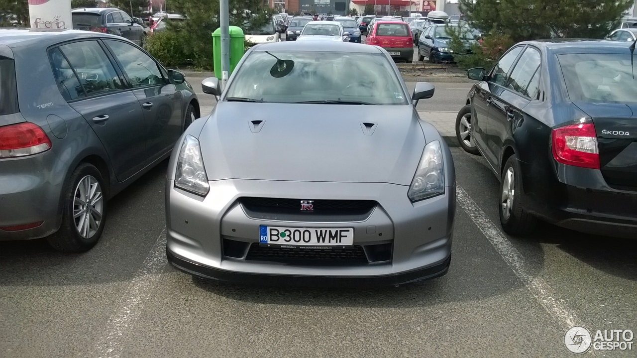 Nissan GT-R