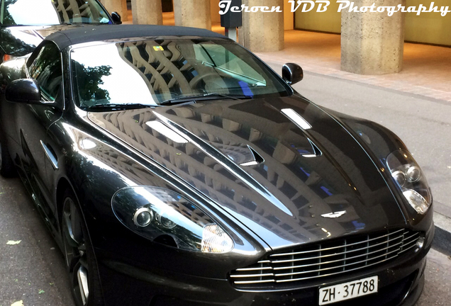 Aston Martin DBS Volante