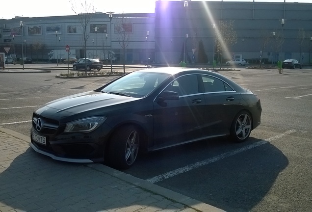 Mercedes-Benz CLA 45 AMG C117