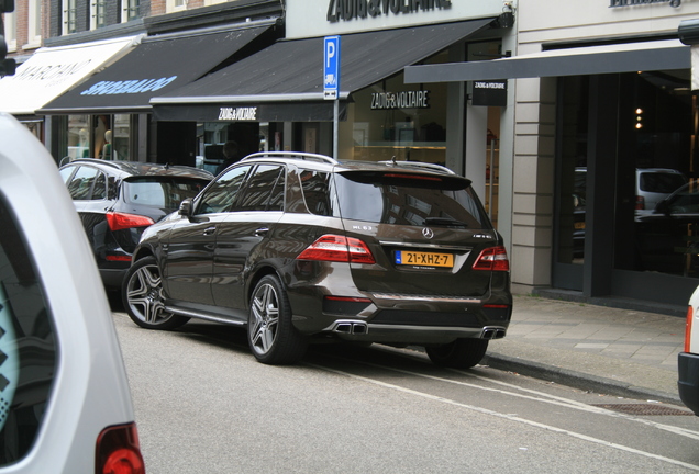 Mercedes-Benz ML 63 AMG W166