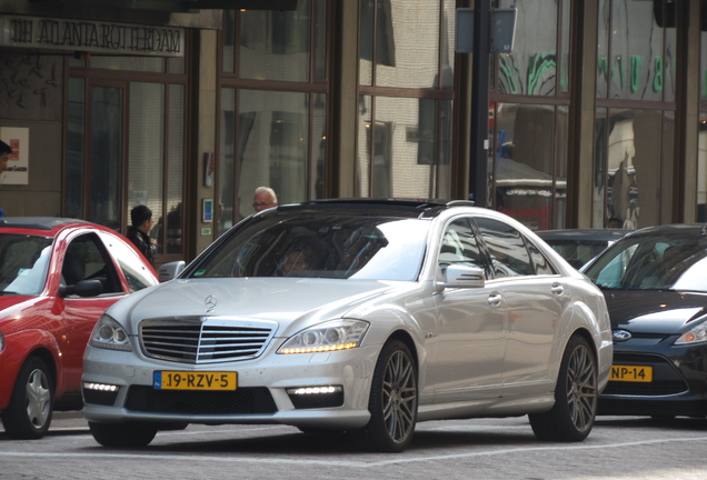 Mercedes-Benz S 63 AMG W221 2010