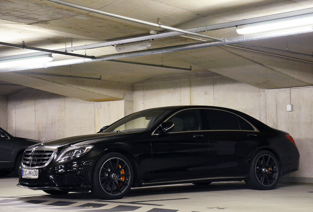 Mercedes-Benz S 65 AMG V222