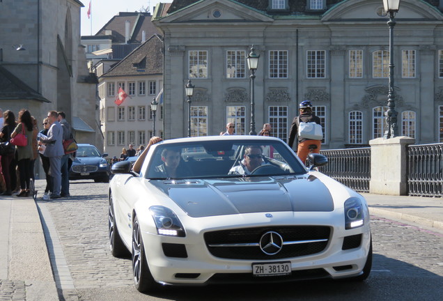 Mercedes-Benz SLS AMG GT Roadster Final Edition