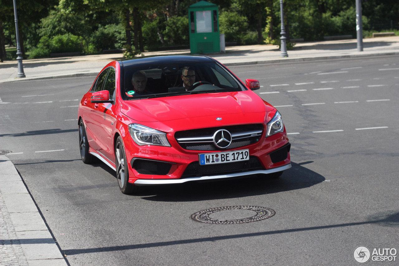 Mercedes-Benz CLA 45 AMG C117