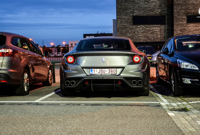 Ferrari FF