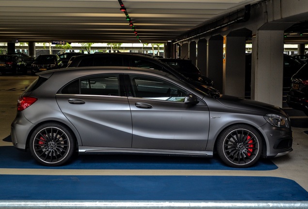 Mercedes-Benz A 45 AMG