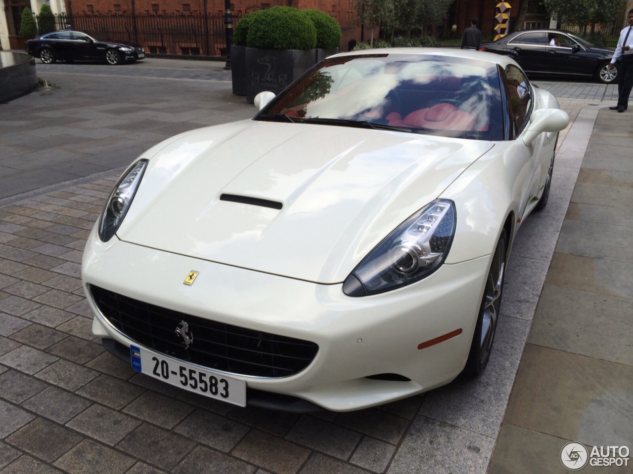 Ferrari California