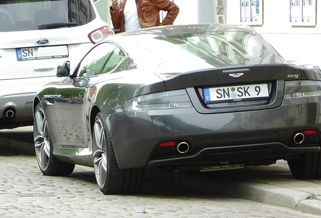 Aston Martin DB9 2013