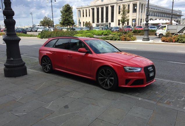 Audi RS4 Avant B8