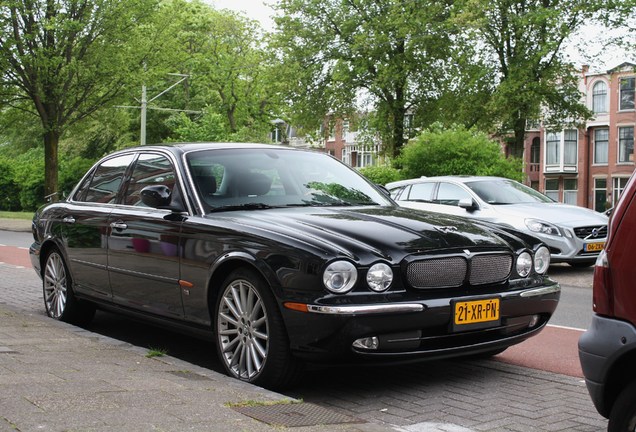 Jaguar XJR