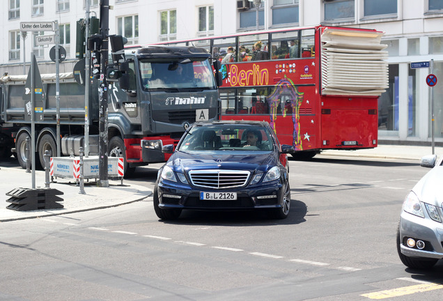 Mercedes-Benz E 63 AMG W212 V8 Biturbo