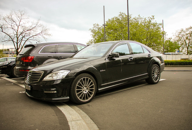 Mercedes-Benz S 63 AMG W221 2010