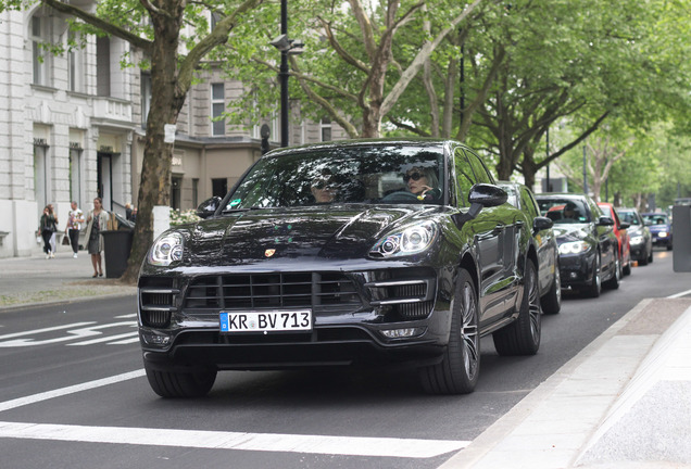 Porsche 95B Macan Turbo