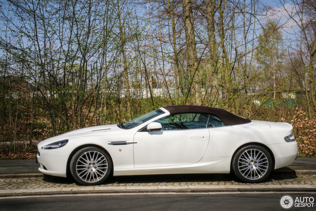 Aston Martin DB9 Volante 2010