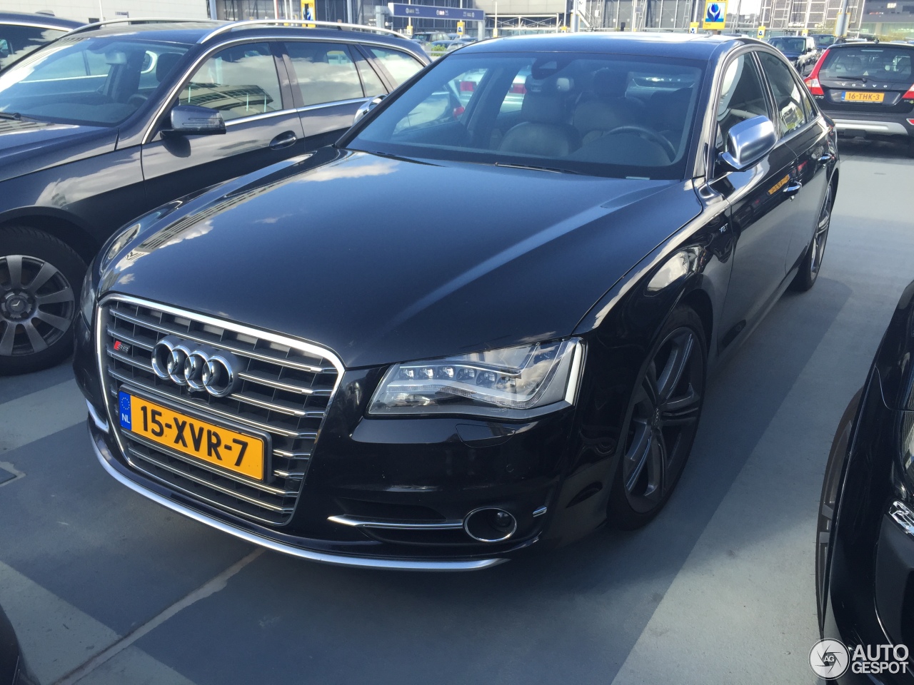 Audi S8 D4