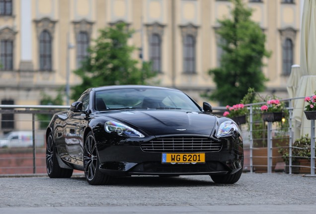 Aston Martin DB9 2013