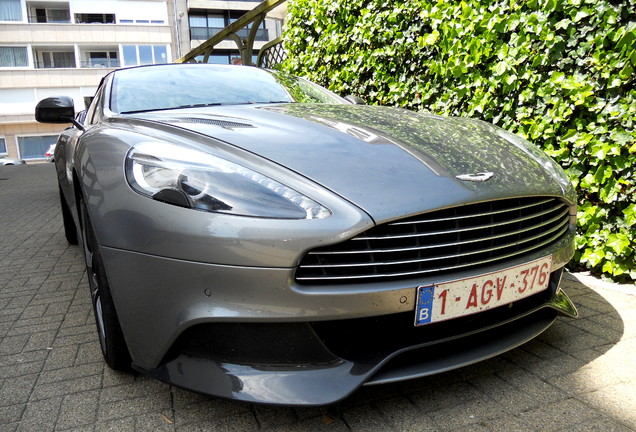 Aston Martin Vanquish Volante