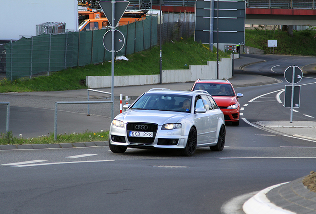 Audi RS4 Avant B7