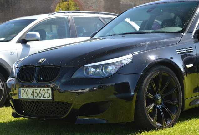 BMW M5 E60 2005