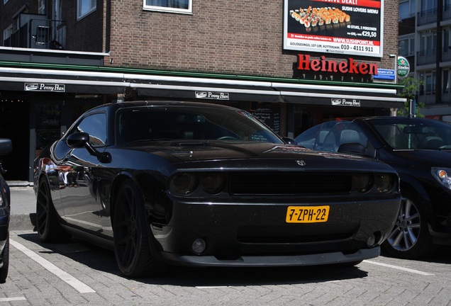 Dodge Challenger SRT-8