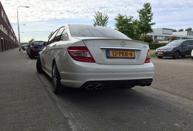 Mercedes-Benz C 63 AMG W204