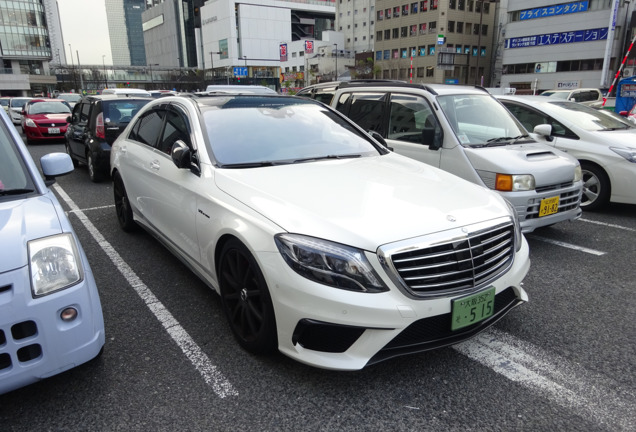 Mercedes-Benz S 63 AMG V222