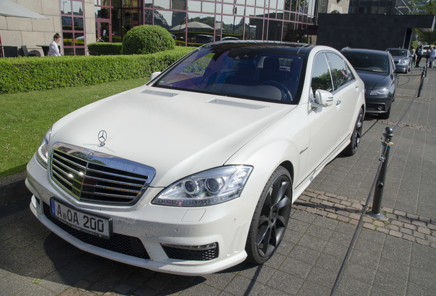 Mercedes-Benz S 63 AMG W221 2011