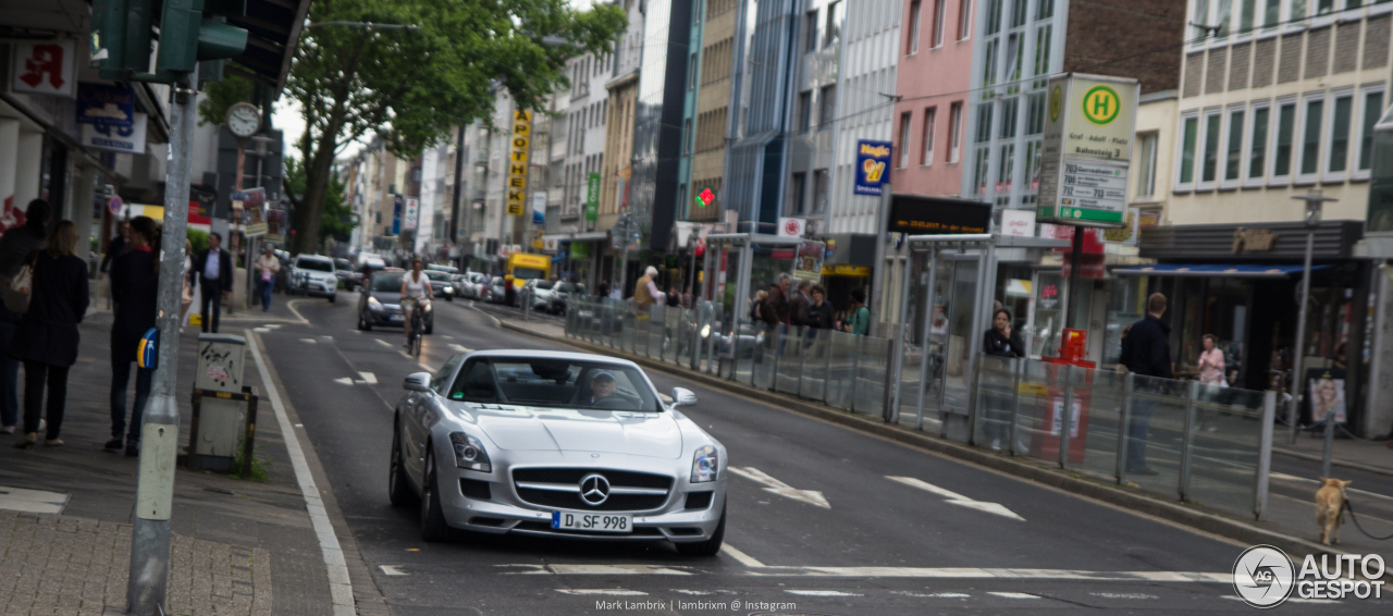 Mercedes-Benz SLS AMG Roadster