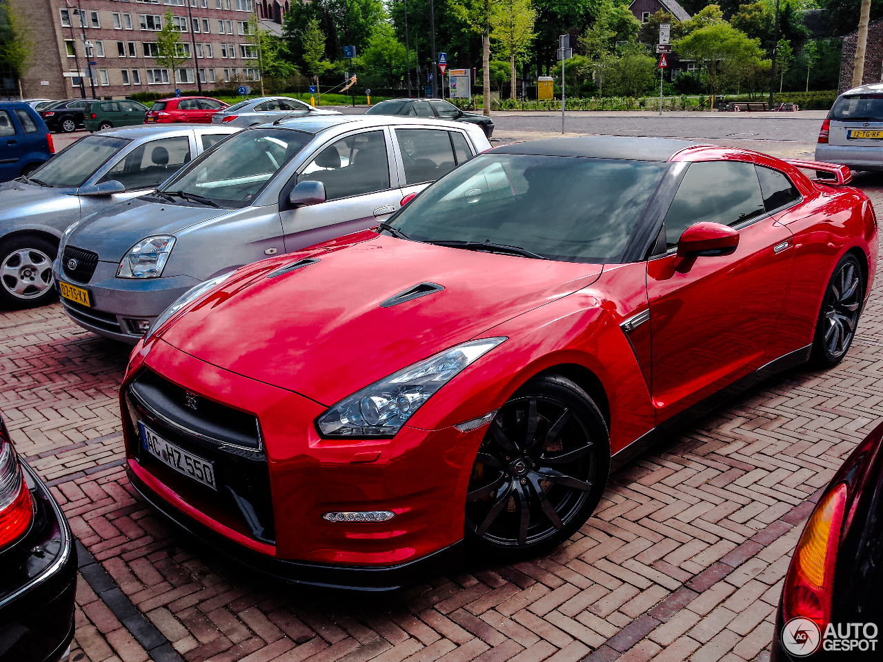 Nissan GT-R 2013