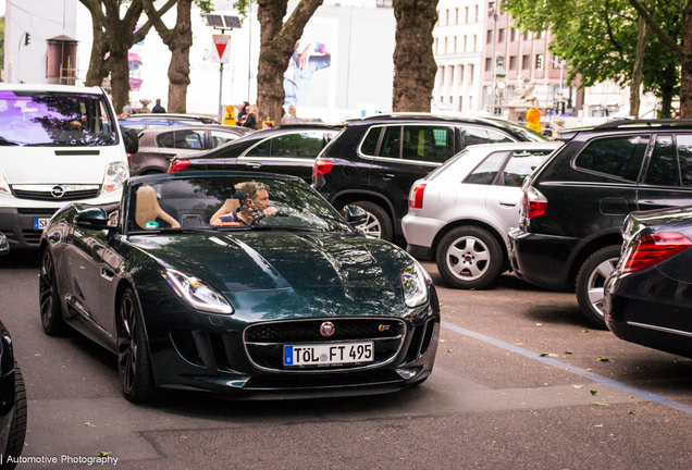 Jaguar F-TYPE S V8 Convertible