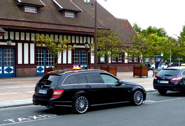 Mercedes-Benz C 63 AMG Estate