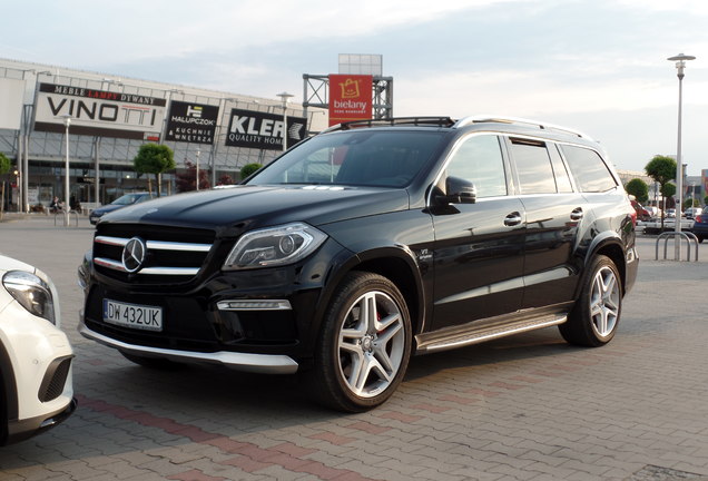 Mercedes-Benz GL 63 AMG X166