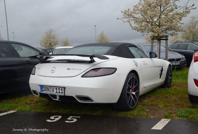 Mercedes-Benz SLS AMG GT Roadster Final Edition