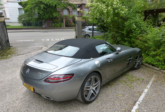 Mercedes-Benz SLS AMG Roadster