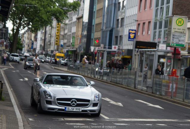 Mercedes-Benz SLS AMG Roadster