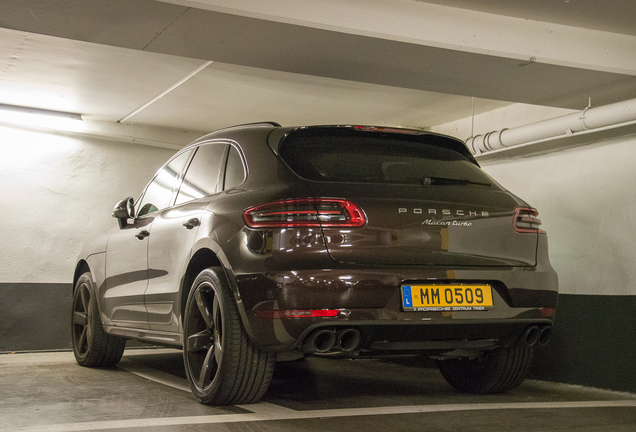 Porsche 95B Macan Turbo