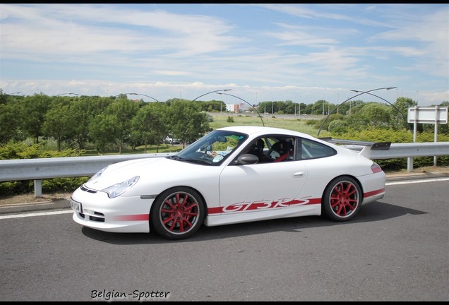 Porsche 996 GT3 RS