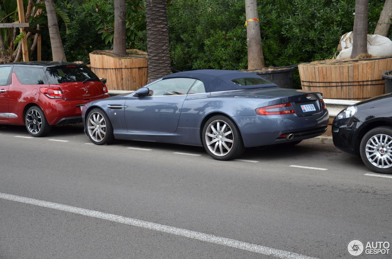 Aston Martin DB9 Volante