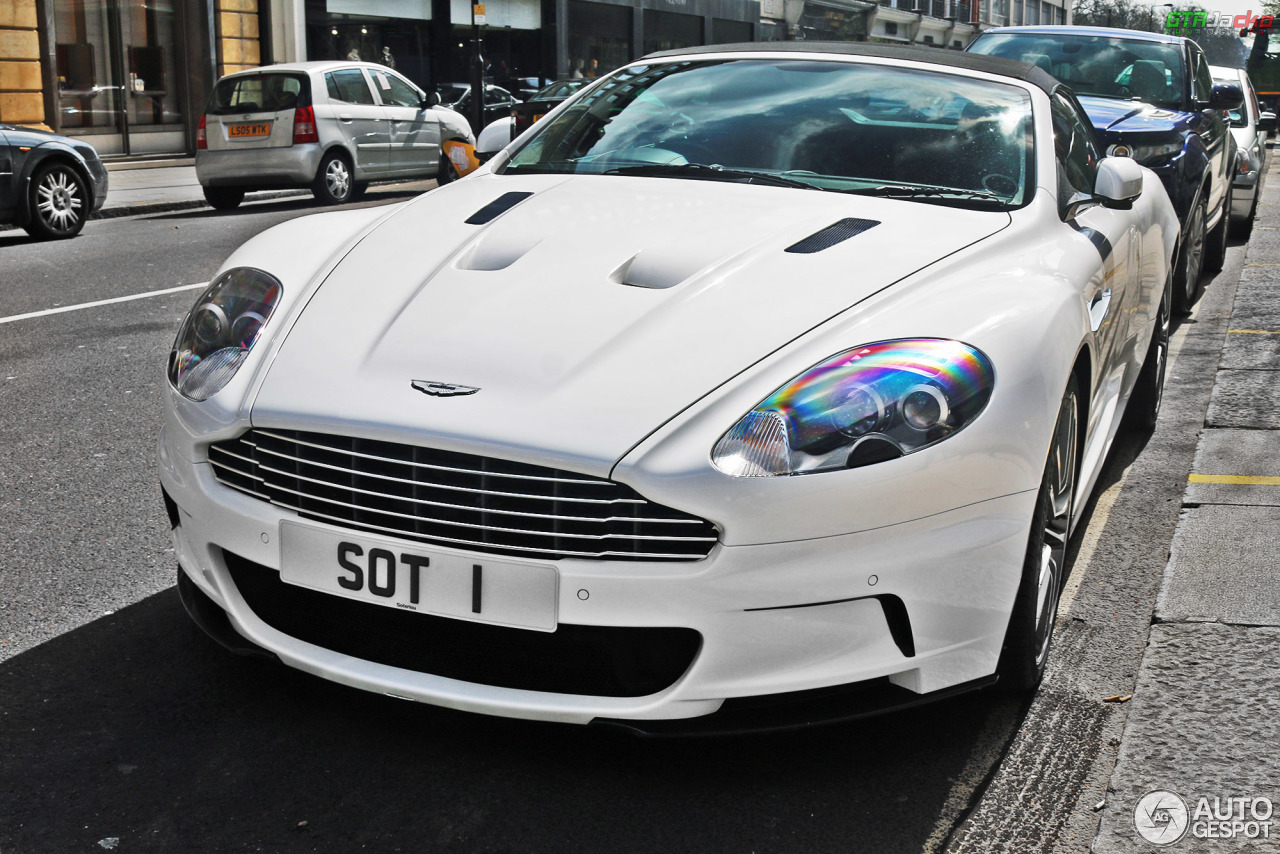 Aston Martin DBS Volante