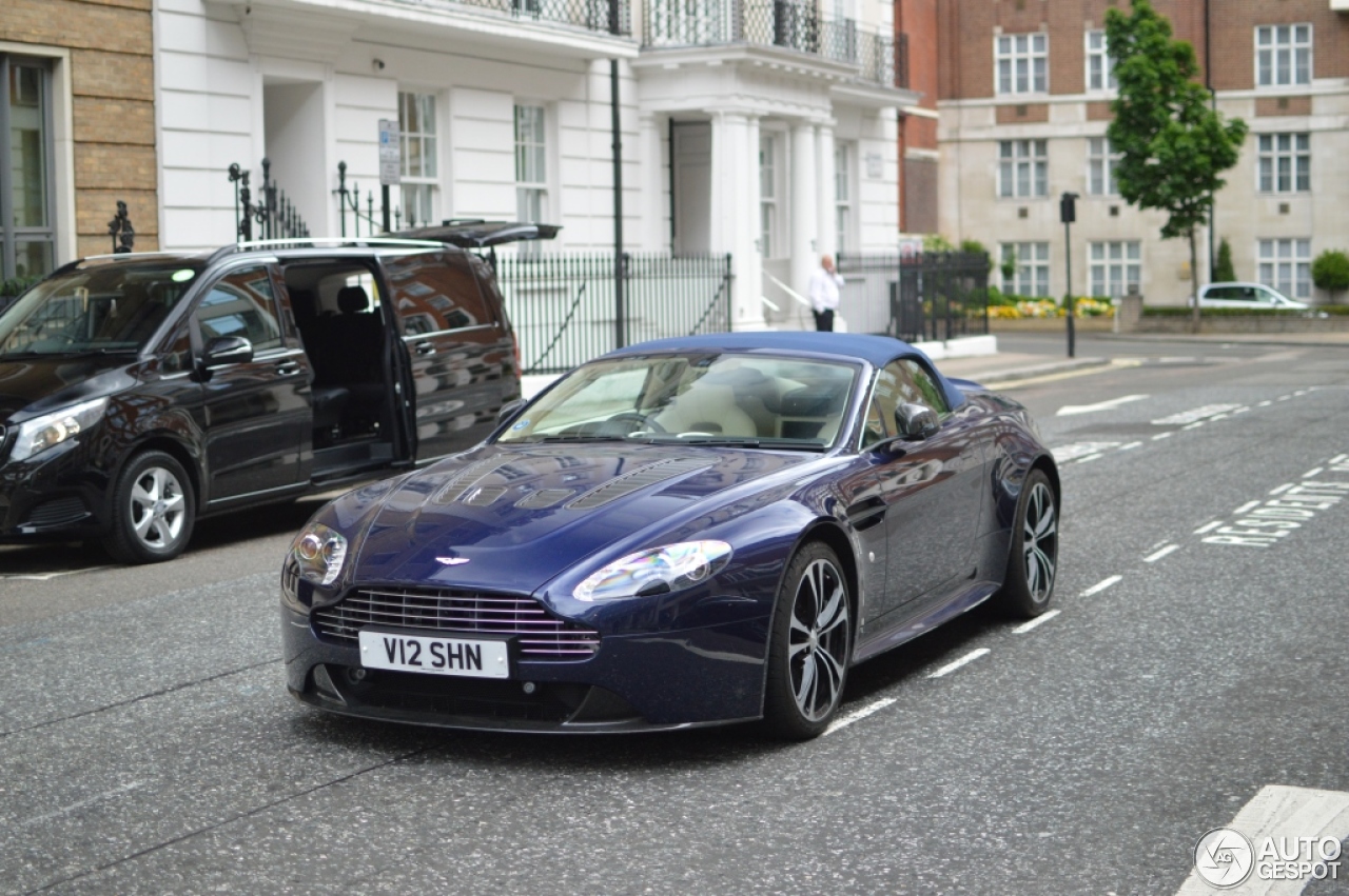 Aston Martin V12 Vantage Roadster