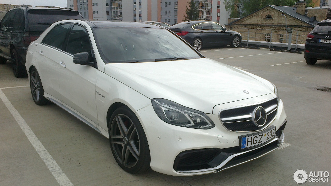 Mercedes-Benz E 63 AMG S W212