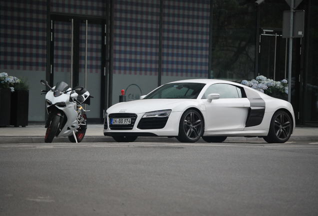 Audi R8 V10 2013