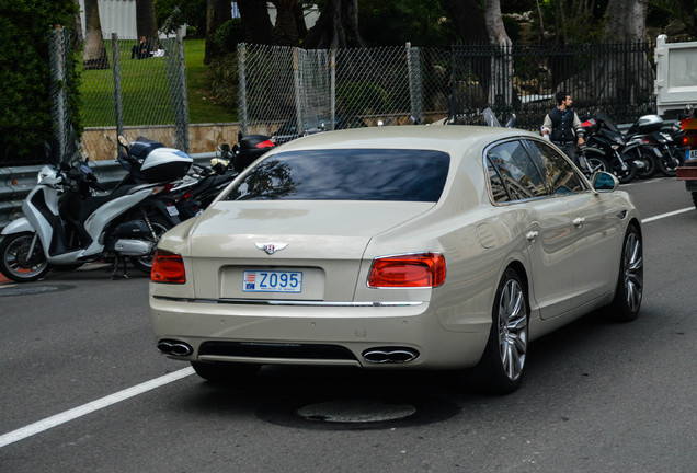 Bentley Flying Spur V8