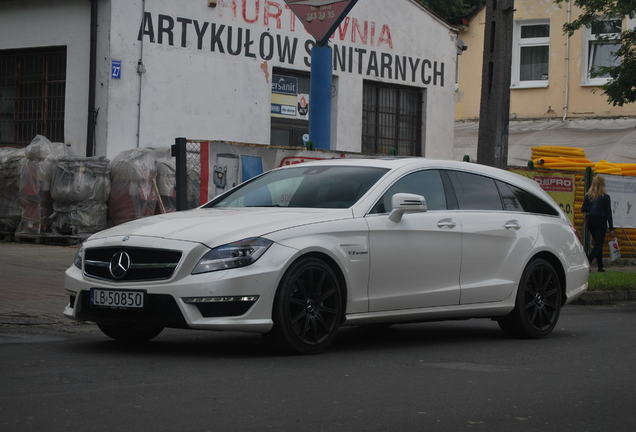 Mercedes-Benz CLS 63 AMG X218 Shooting Brake