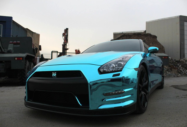 Nissan GT-R 2012